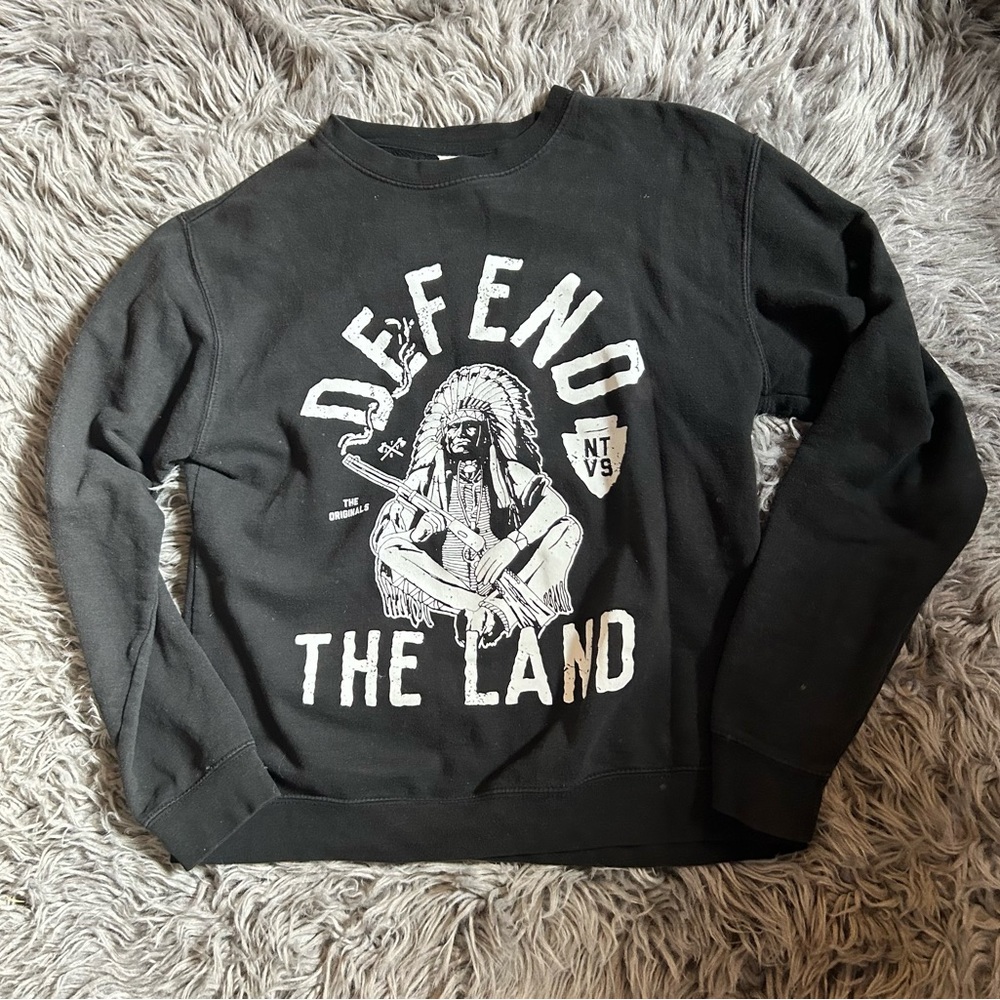 Black Graphic Crew Neck Sweater